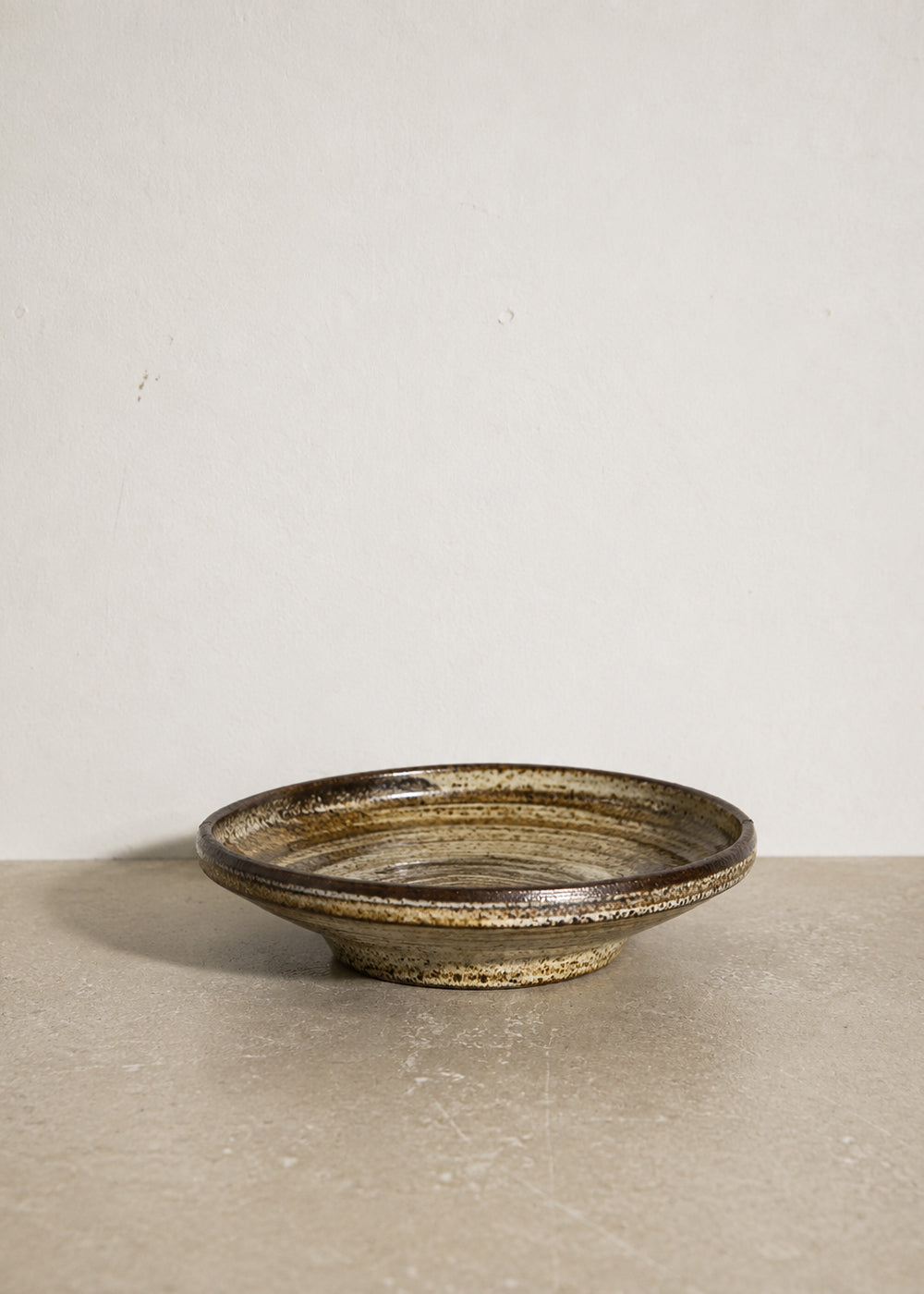 Iwa small bowl glaze detail
